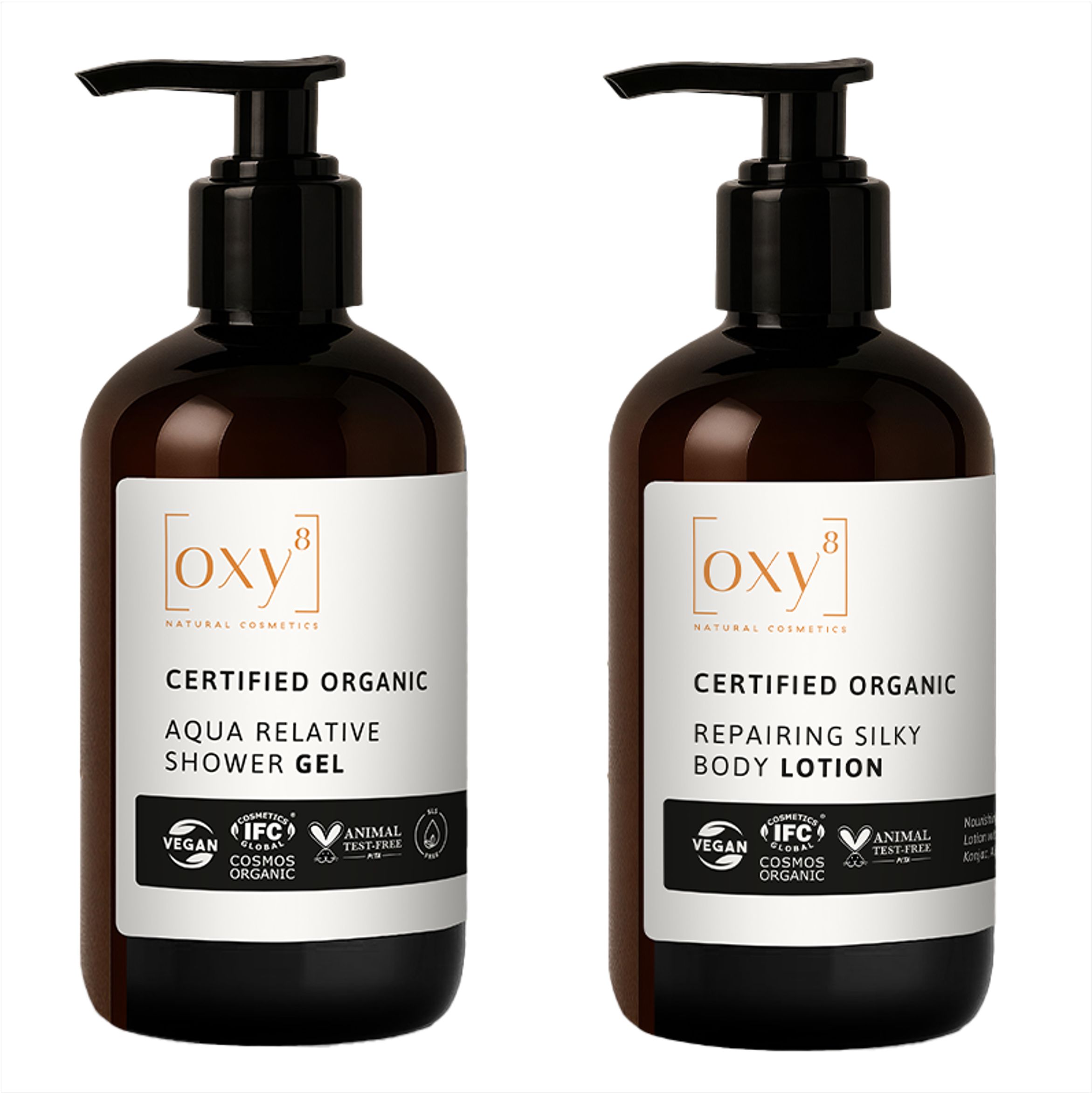 Zwei braune Flaschen mit schwarzen Pumpen. Auf den Etiketten steht "oxy8" und Produktbezeichnungen.
