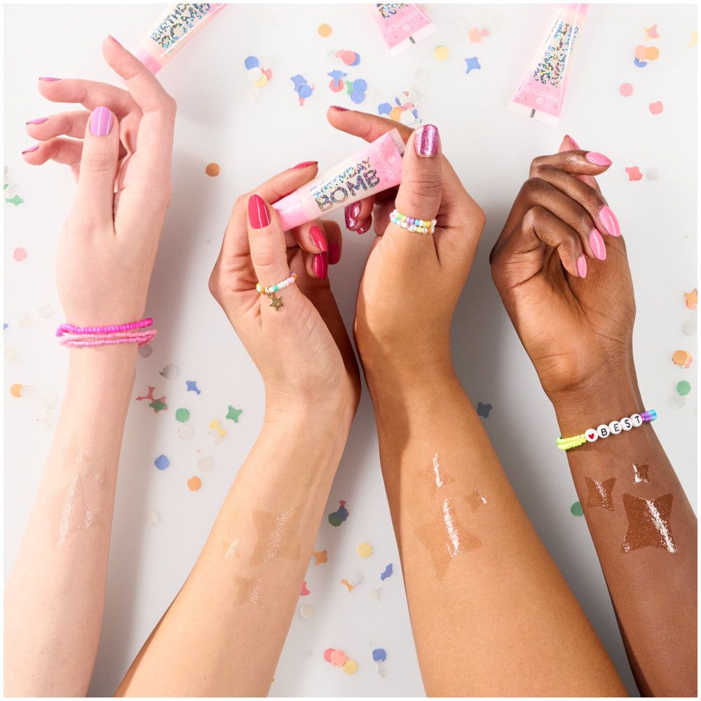 Essence - Birthday Bomb Shiny Lipgloss