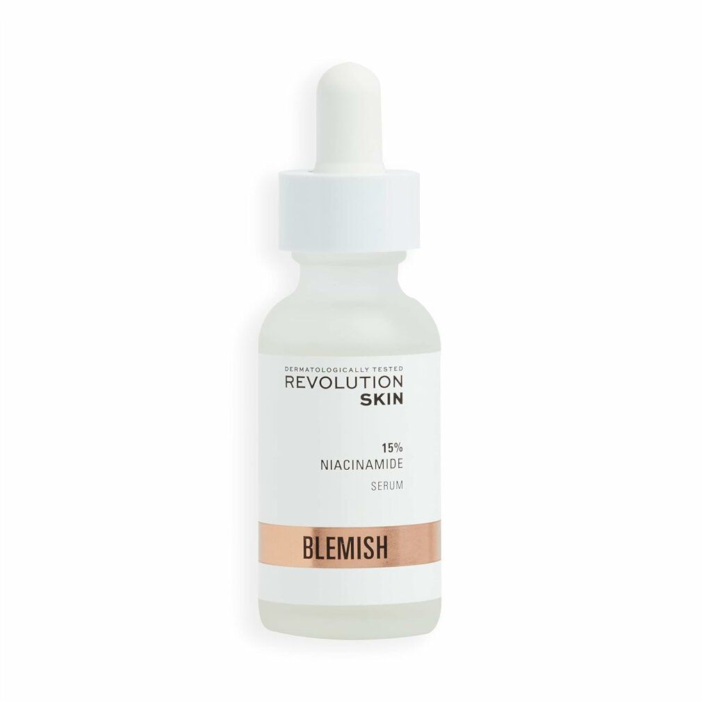 Kleine weiße Flasche mit Serum und Pipette. Aufschrift: Revolution Skin, 15% Niacinamide Serum, Blemish.