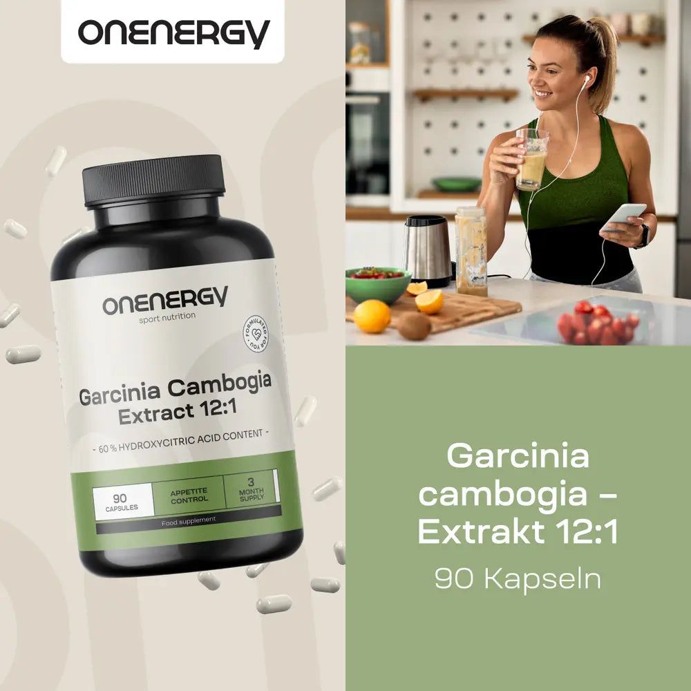 Frau trinkt nach dem Training aus einer Flasche OnEnergy Garcinia Cambogia Extrakt 12:1.