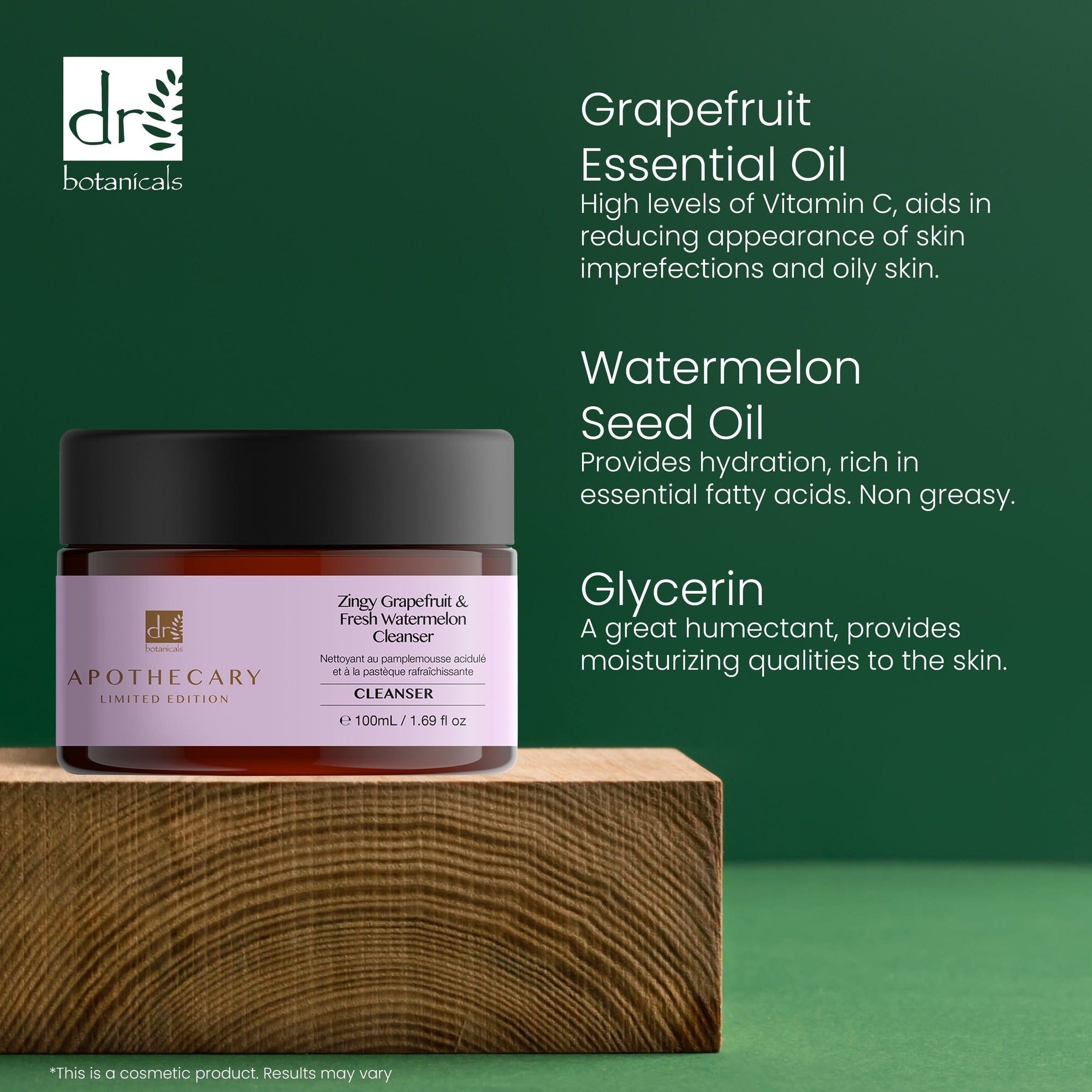 Glasbehälter mit schwarzem Deckel auf Holzblock. Etikett mit Produktnamen und Marke. Text über Inhaltsstoffe: Grapefruit, Wassermelone, Glycerin.