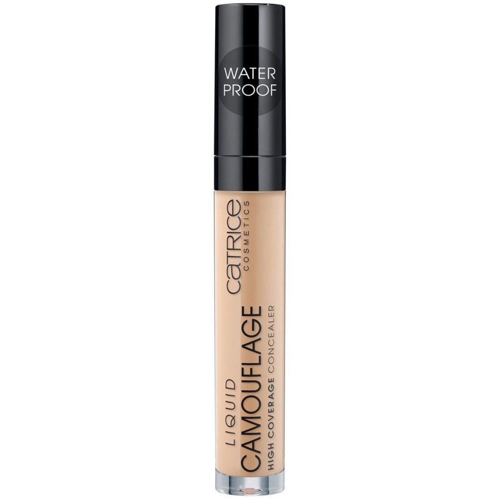Catrice Flüssiger High-Coverage Concealer. Beige Tube mit schwarzem Deckel. Aufschrift: WATER PROOF, LIQUID CAMOUFLAGE, HIGH COVERAGE CONCEALER.