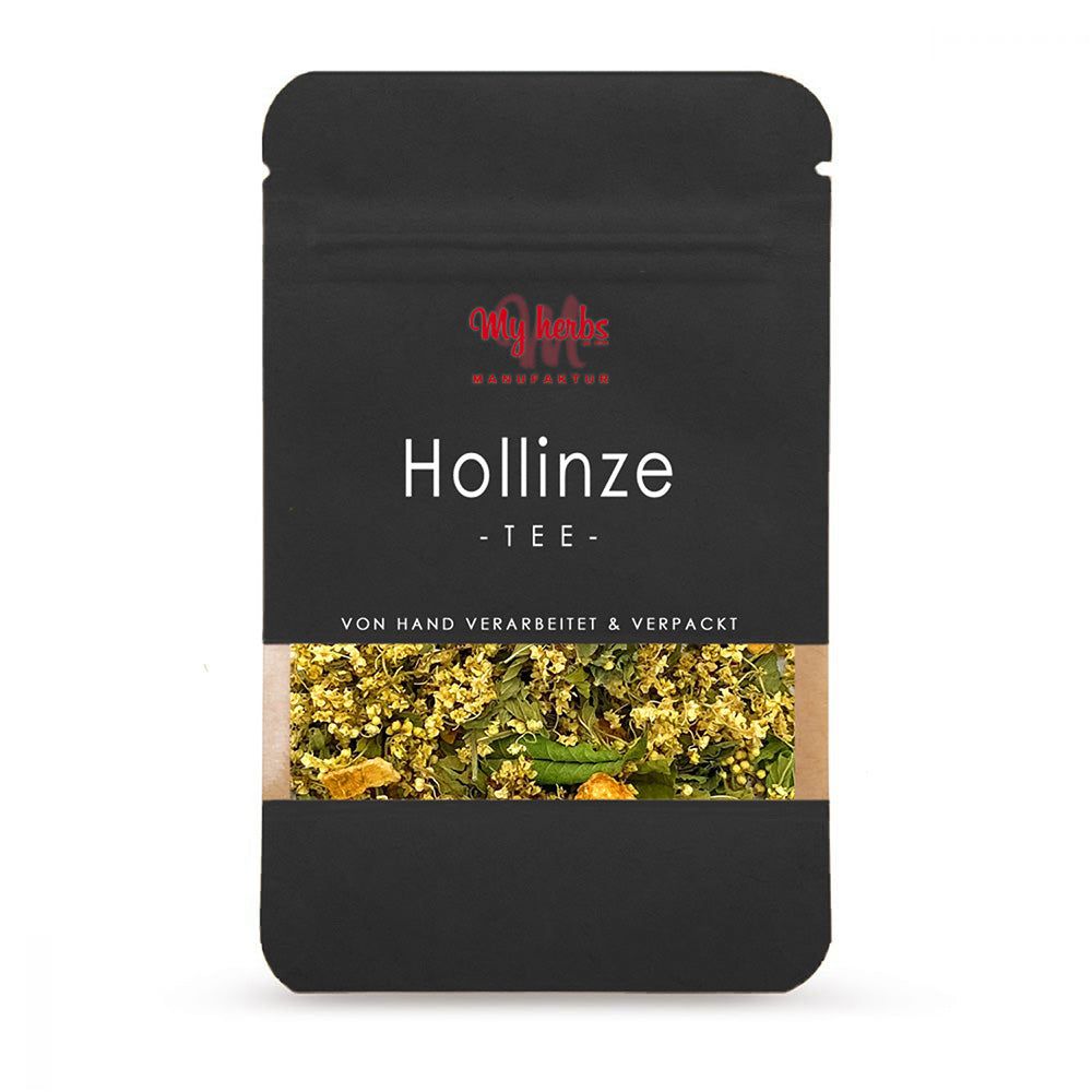 Schwarze Verpackung mit "MYHERBS Manufaktur"-Logo und "Hollinze Tee"-Schriftzug. Unterhalb, getrocknete Kräuter sichtbar.