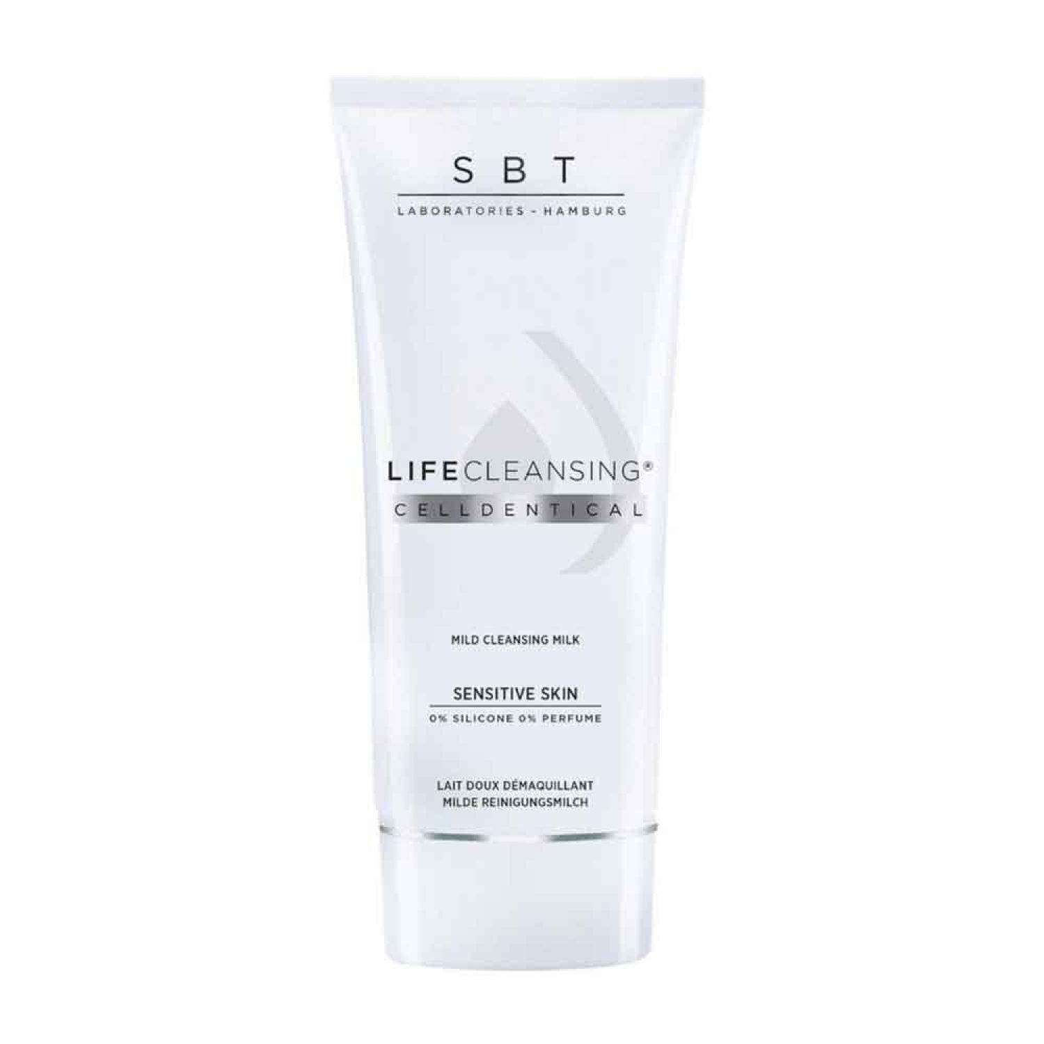 Weiße Tube mit SBT-Logo und Schriftzug LIFE CLEANSING CELLDENTICAL. Text: Milde Reinigungsmilch, Sensitive Skin.