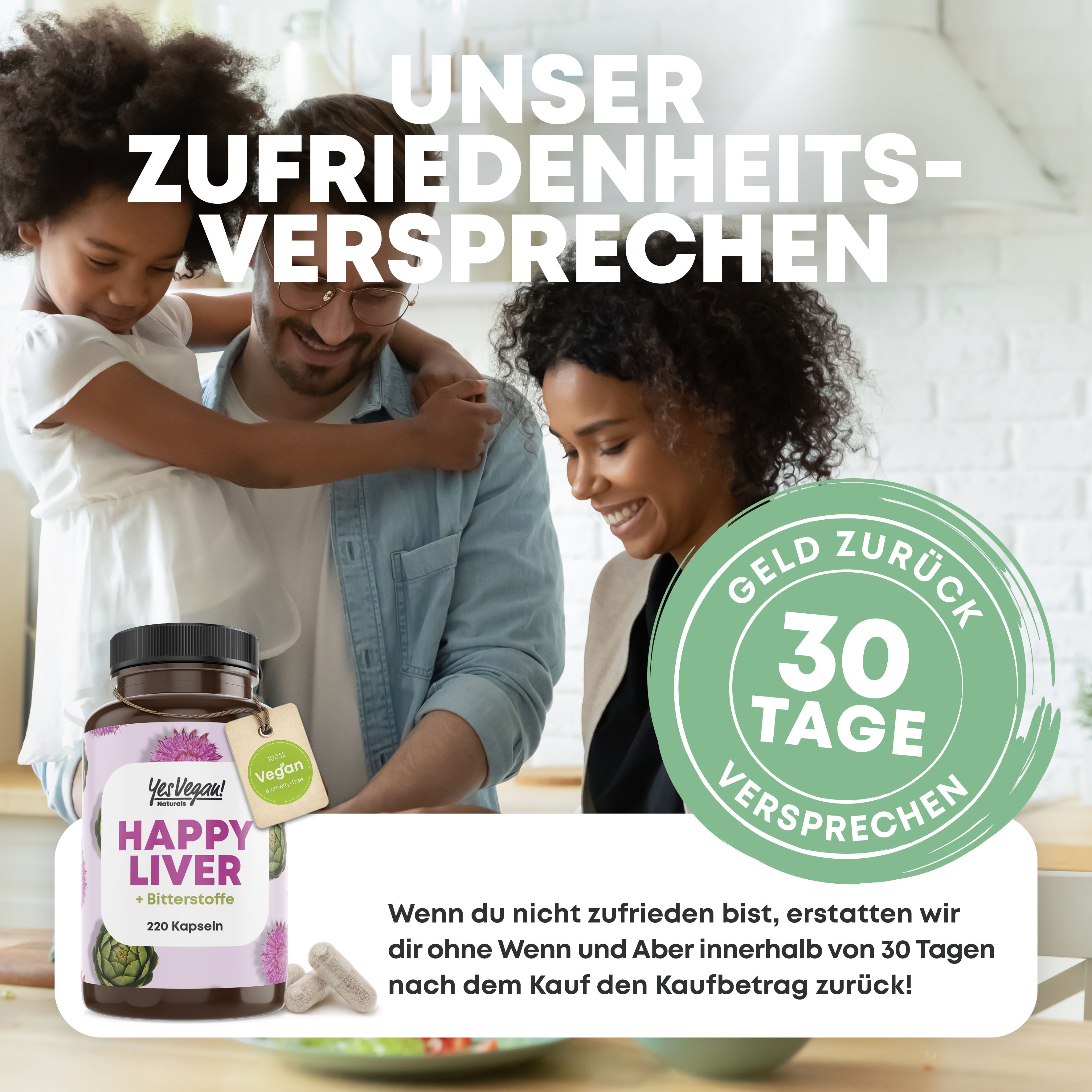 Familie lächelt neben einer Flasche 'Happy Liver' und einem 30-Tage-Geld-zurück-Versprechen-Siegel.