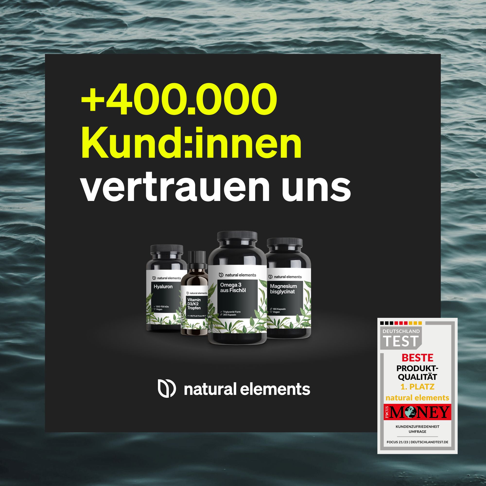 Mehrere Flaschen auf Wasserhintergrund. Logo von natural elements. Auszeichnung: Beste Produktqualität.