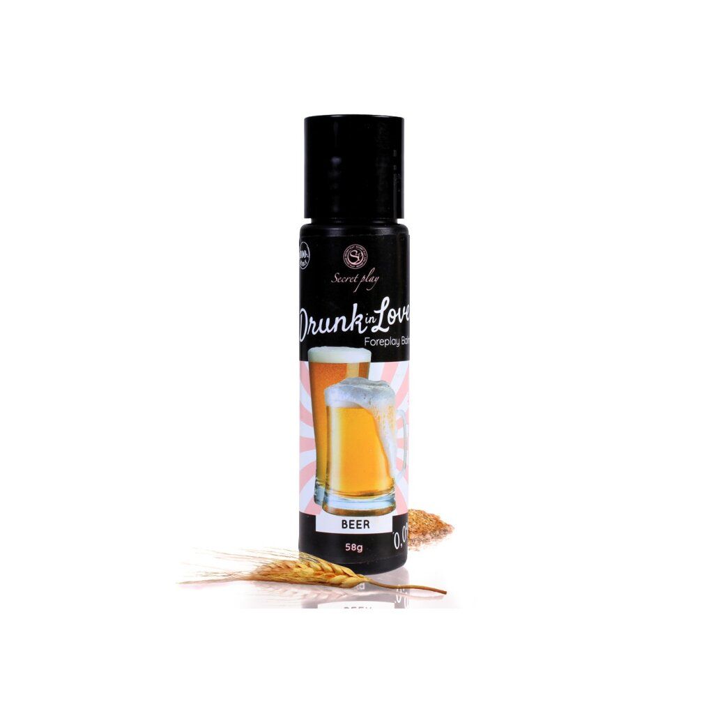 Schwarze Flasche mit "Drunk in Love Foreplay Balm". Bierkrug-Abbildung. Aufschrift "BEER". Ähren und Körner daneben.