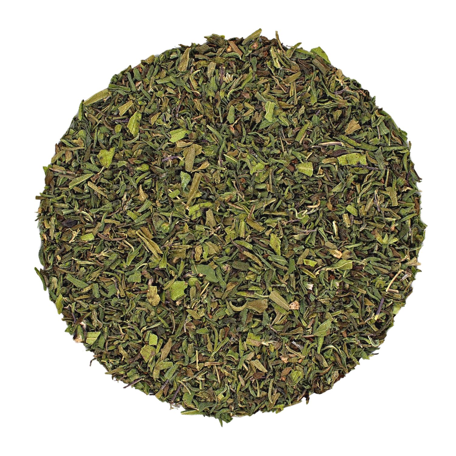 Haufen getrockneter Kräuter, vermutlich Bohnenkraut, auf weißem Hintergrund. Grüne Blätter und Stiele.