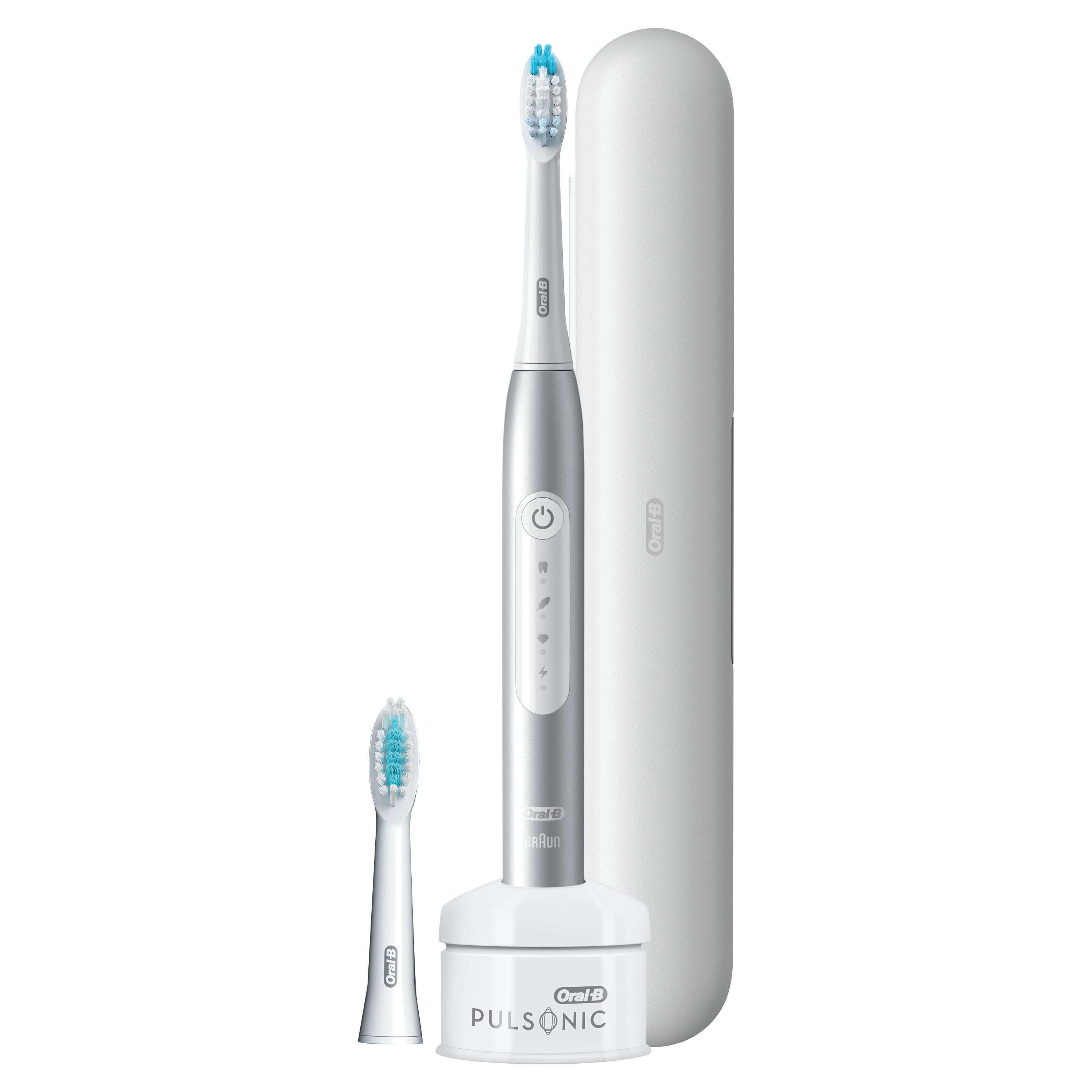 Elektrische Zahnbürste, Ladestation, zwei Bürstenköpfe und Reiseetui. Silberfarbenes Gehäuse, blaue Borsten. Marke Oral-B.