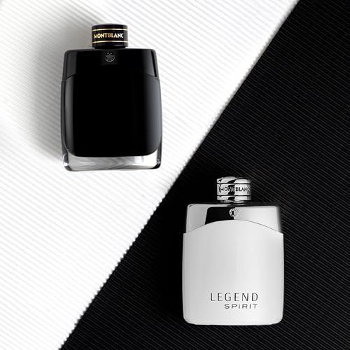 Zwei Flakons Eau de Toilette. Einer ist schwarz, der andere weiß. Beide haben silberne Verschlüsse. Auf den Flakons steht Legend Spirit.