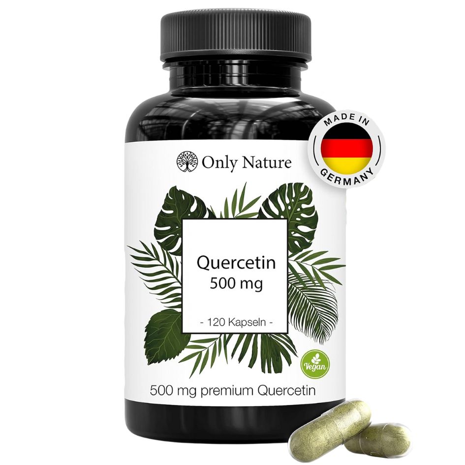 Schwarze Flasche mit grünen Kapseln. Etikett mit "Only Nature", "Quercetin 500 mg", "120 Kapseln". Siegel "Made in Germany" und "Vegan".