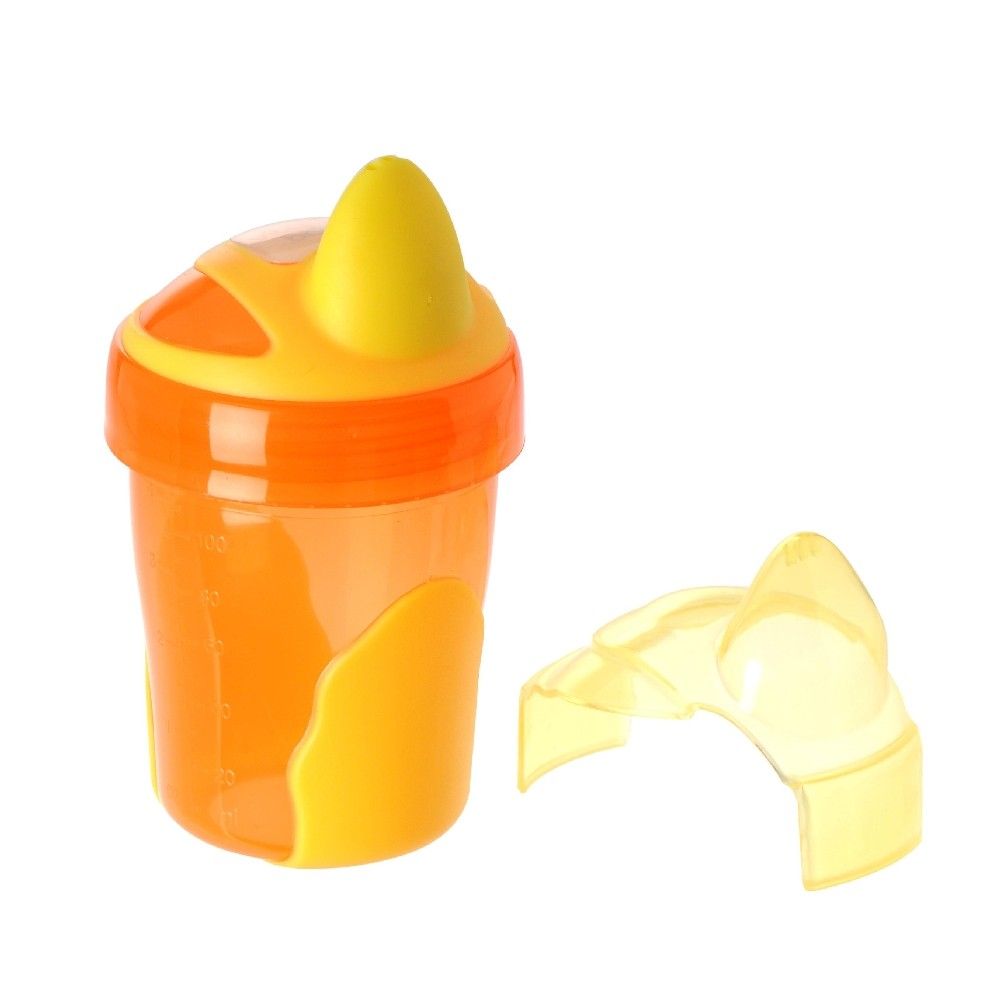 Trinklernbecher, orange-gelb. Mit Deckel und Griffen. Einzelteile liegen daneben.