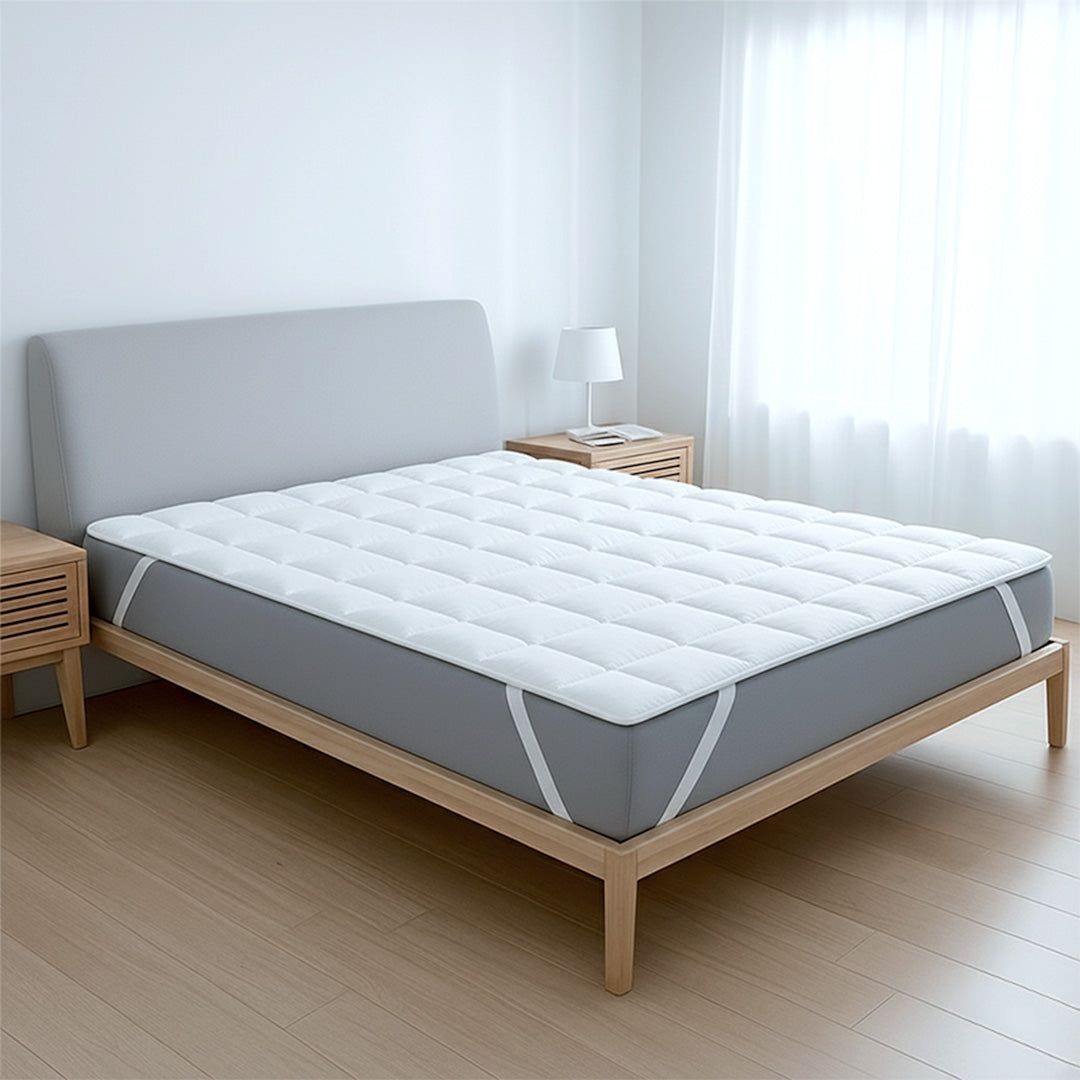 The White Stone Topper 180x200 cm aus 500 g Watte | Gepolsterter Matratzenschoner