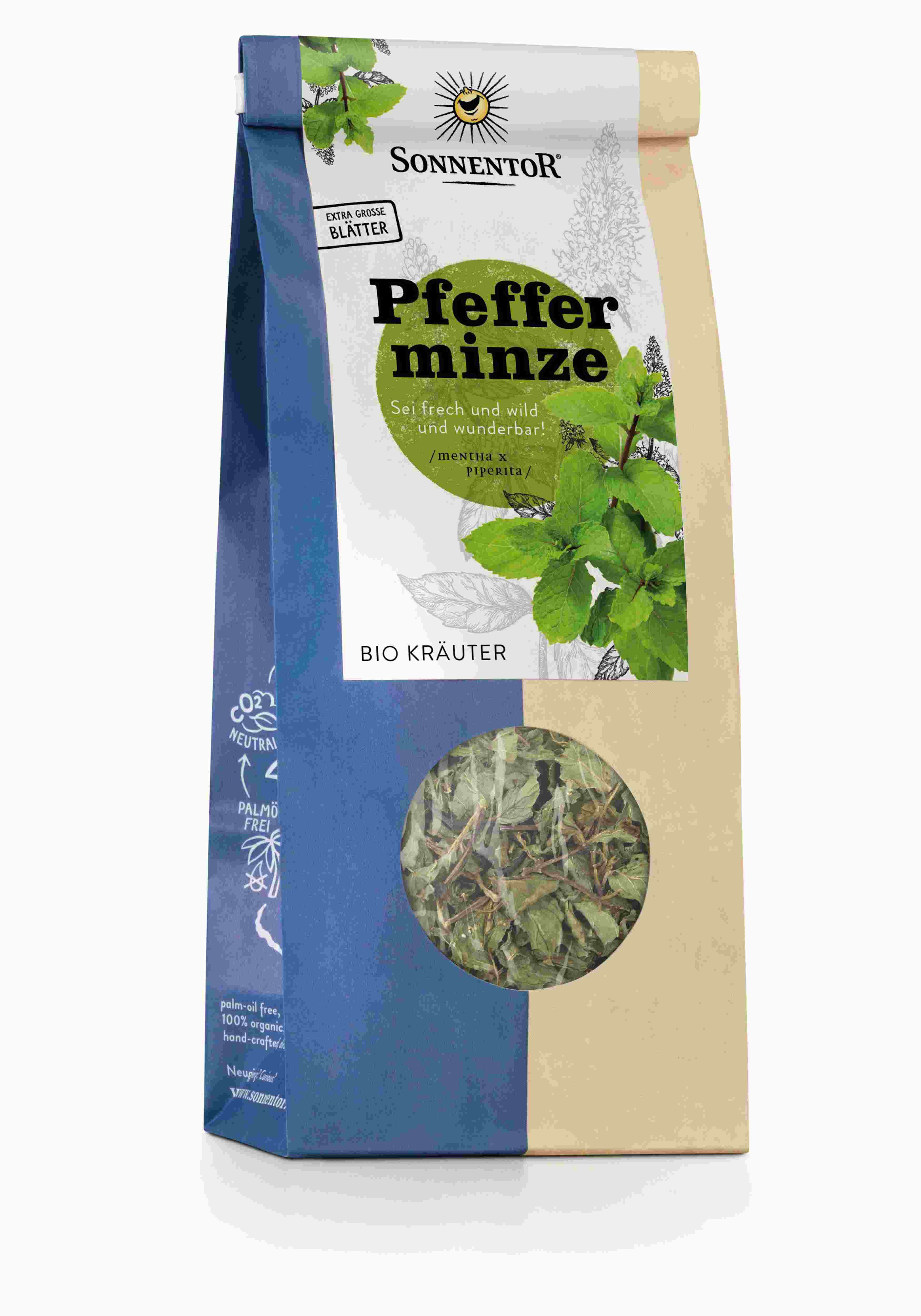 Verpackung von Pfefferminztee. Marke SonnentoR. Sichtfenster mit getrockneten Blättern. Aufschrift: Pfefferminze, Bio Kräuter.