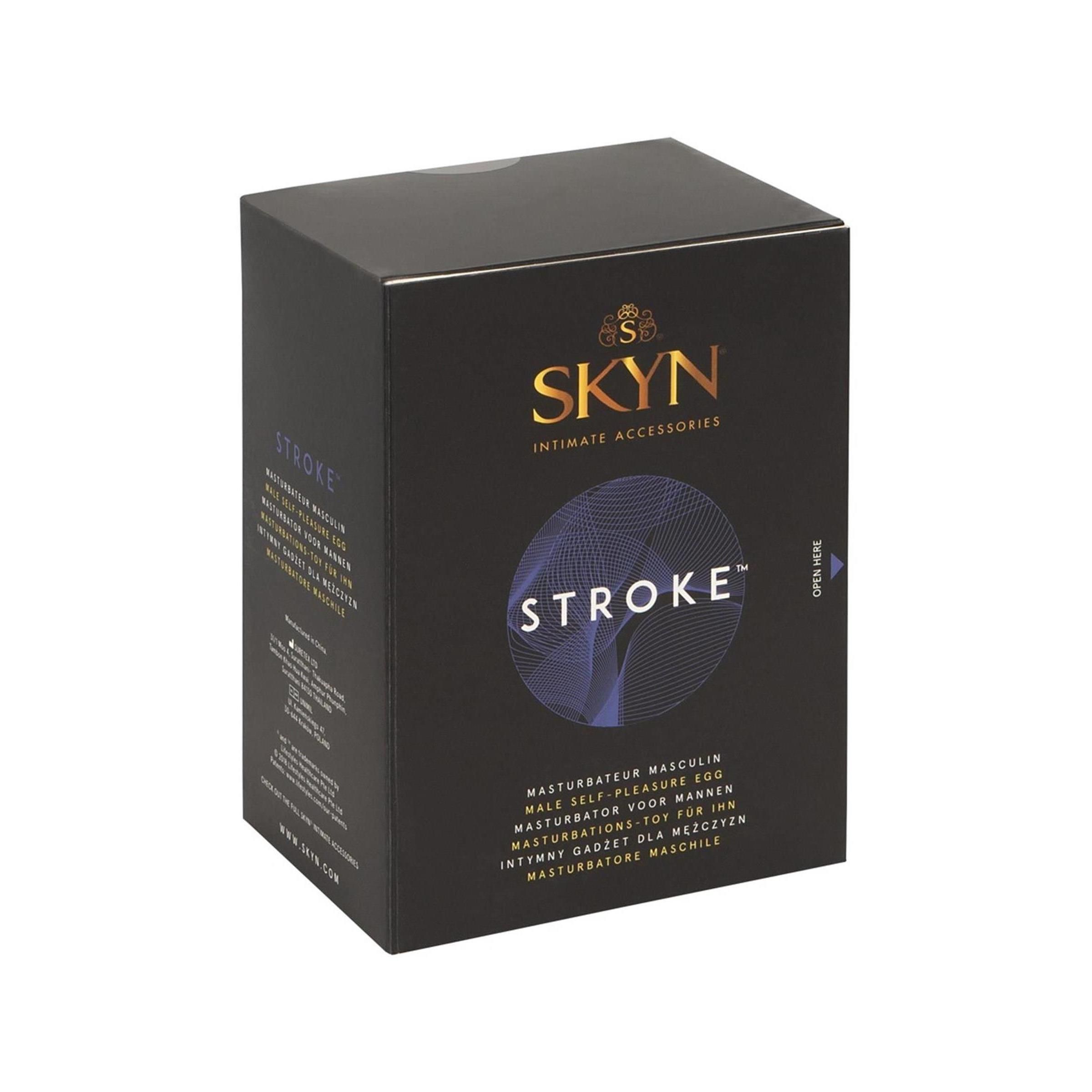 Verpackung des SKYN Stroke Masturbators mit Produktinformationen und Markenschriftzug.