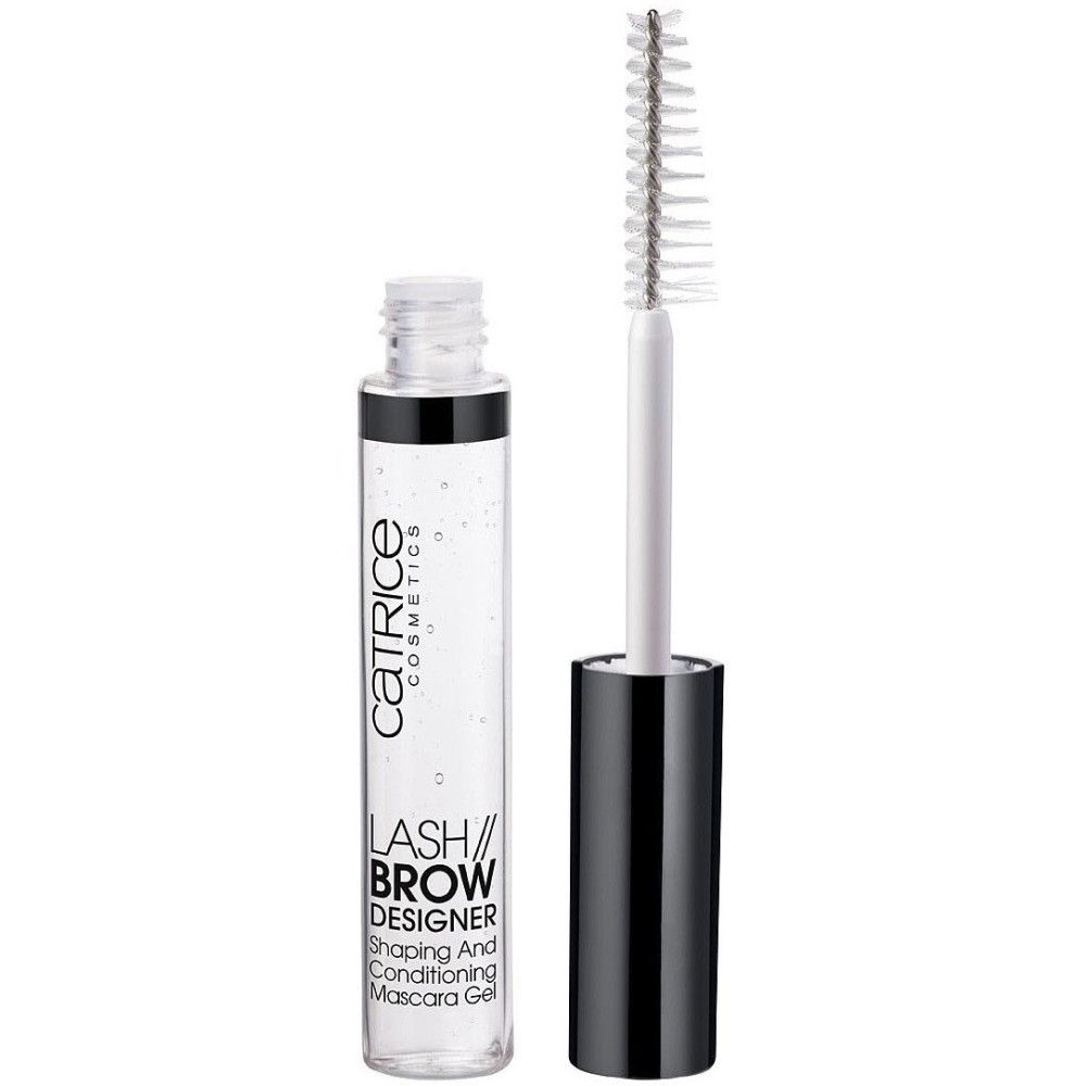Transparente Mascara-Tube mit geöffnetem Deckel und Bürste. Aufschrift: Catrice, LASH // BROW DESIGNER, Shaping And Conditioning Mascara Gel.