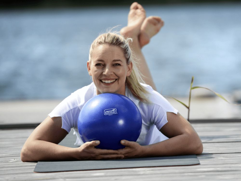 SISSEL® Pilates Soft Ball blau, Ø 22 cm