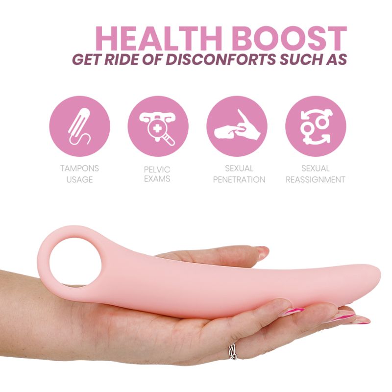 Eine Hand hält einen rosa Silikon-Dilatator. Oben sind Icons für Tampons, Beckenuntersuchungen und sexuelle Penetration.