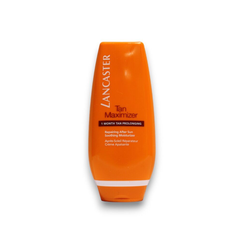 Orangefarbene Tube. Aufschrift: Lancaster, Tan Maximizer, 1 Month Tan Prolonging, Repairing After Sun Soothing Moisturizer.