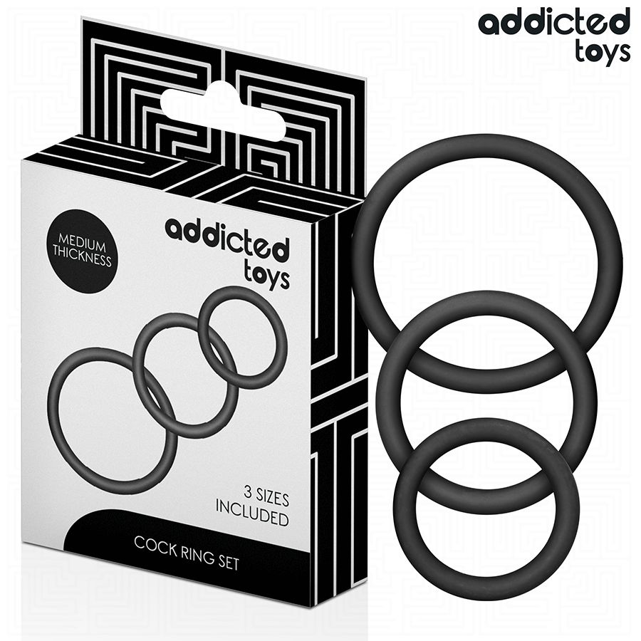 Schwarze Cock Ring Set von Addicted Toys. Verpackung mit drei Ringen unterschiedlicher Größe. Aufschrift: 3 Sizes Included.