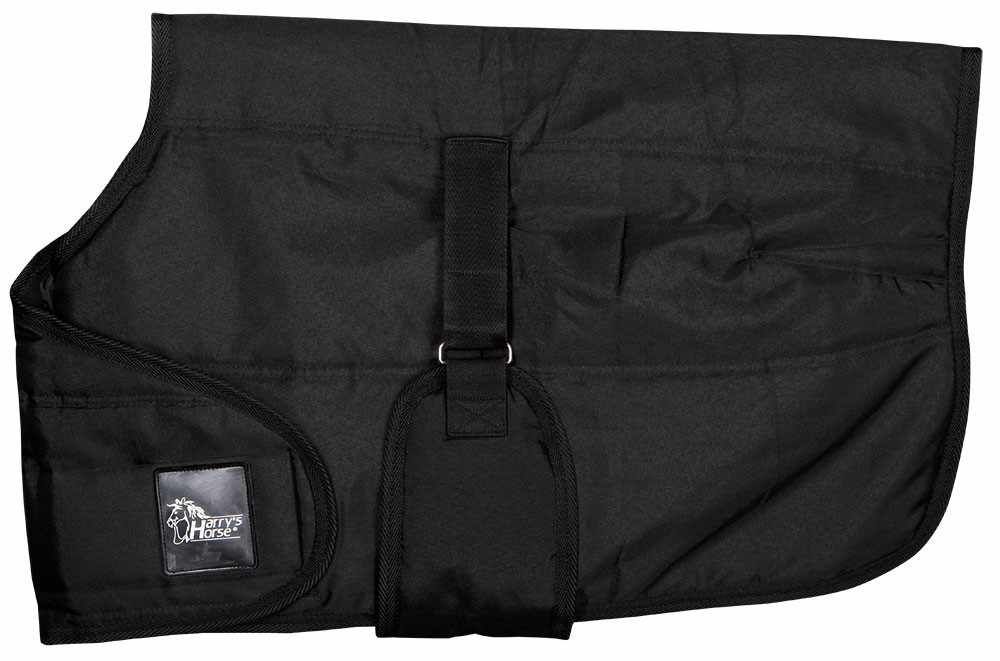 Schwarze Stalldecke für Fohlen, mit Klettverschlüssen und dem Logo von Harry's Horse.