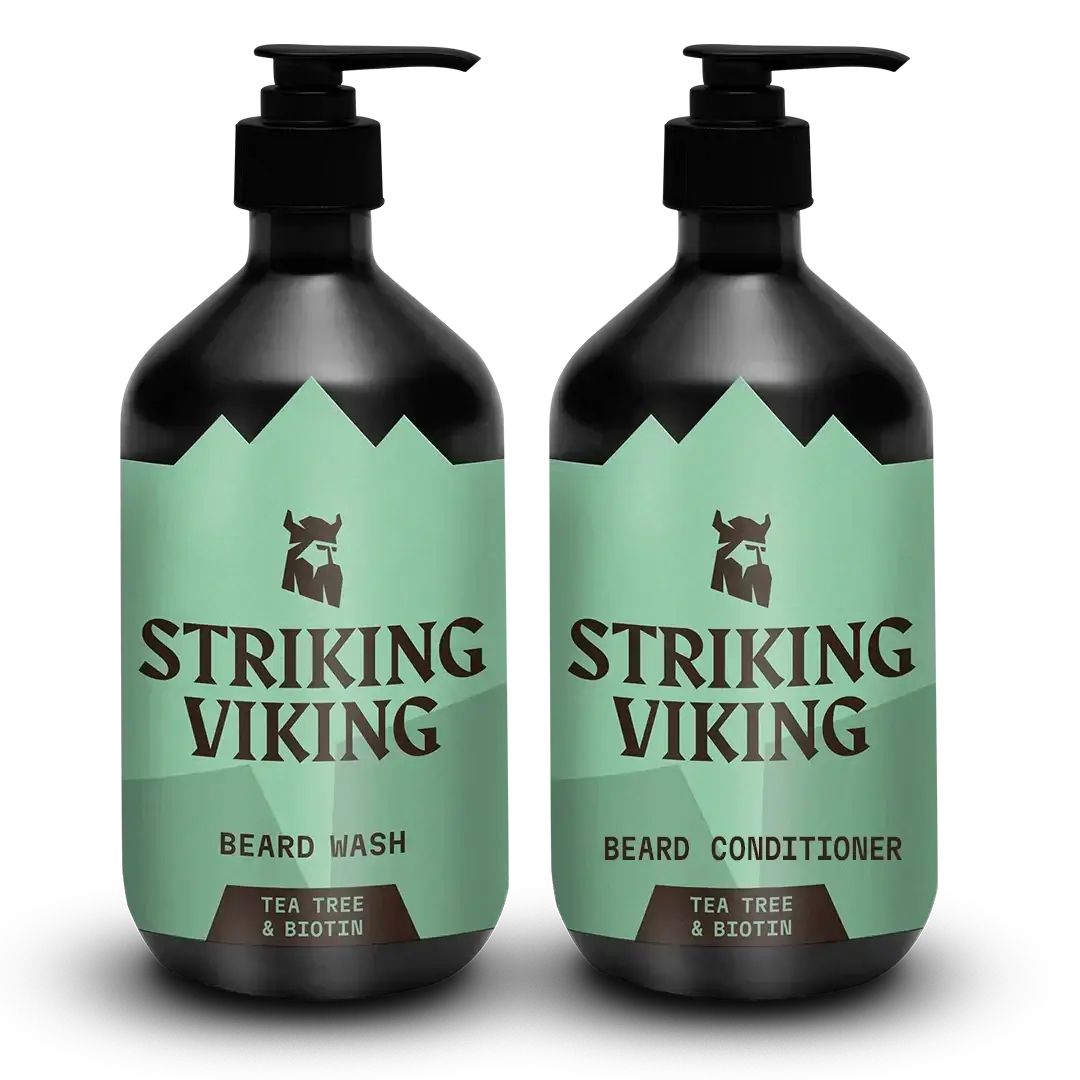 Zwei schwarze Flaschen mit Pumpaufsatz. Auf den Etiketten steht "STRIKING VIKING", "BEARD WASH" und "BEARD CONDITIONER".