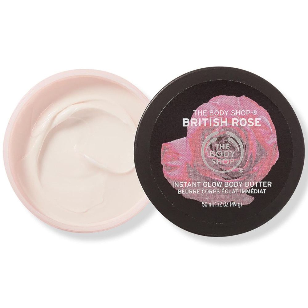 Behälter mit Körperbutter. Deckel mit Rose und Schriftzug British Rose. Produktname und Logo The Body Shop.