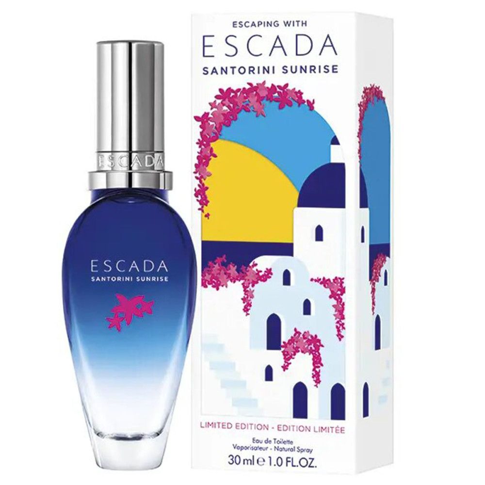 Blau-transparenter Flakon mit silbernem Verschluss. Aufschrift: ESCADA SANTORINI SUNRISE. Weiße Verpackung mit Illustration und Schriftzug.