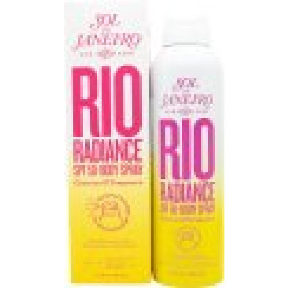 Produktverpackung mit Sprühflasche und Karton. Beide zeigen "RIO RADIANCE" und "SPF 50-Body Spray". Marke: Sol de Janeiro.
