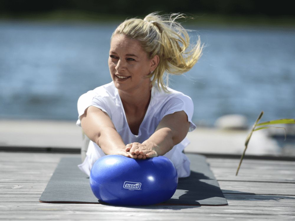 SISSEL® Pilates Soft Ball blau, Ø 26 cm