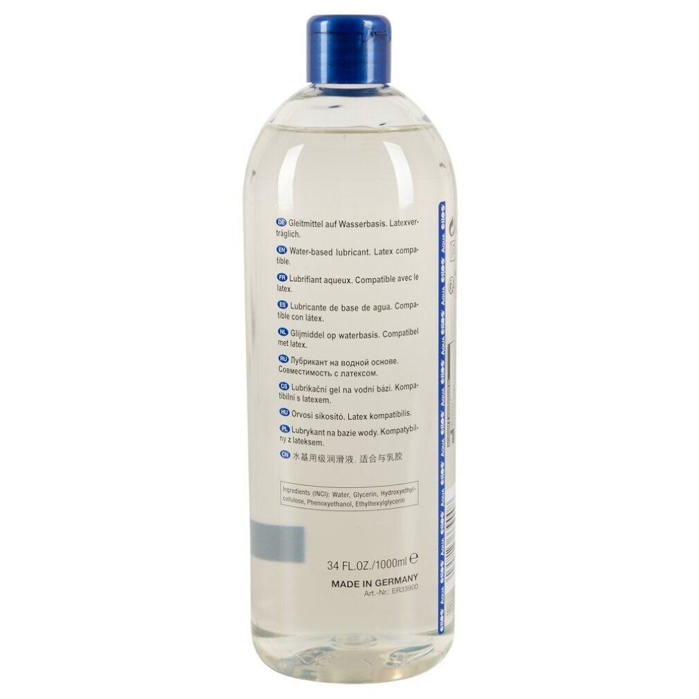 Rückseite einer transparenten Flasche mit blauem Deckel. Mehrsprachige Produktinformationen.