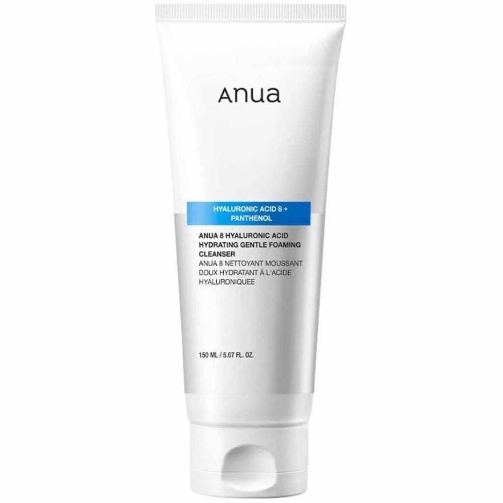 Weiße Tube mit blauem Streifen. Aufschrift: Anua, Hyaluronic Acid 8+ Panthenol. Produktname und Inhaltsstoffe.