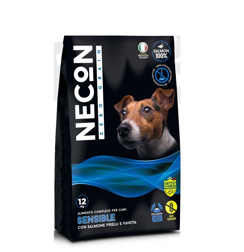 Schwarze Verpackung mit Hundefutter. Aufschrift: NECON ZERO GRAIN, 12 kg, SENSIBLE. Enthält Lachs, Erbsen und Favetta.