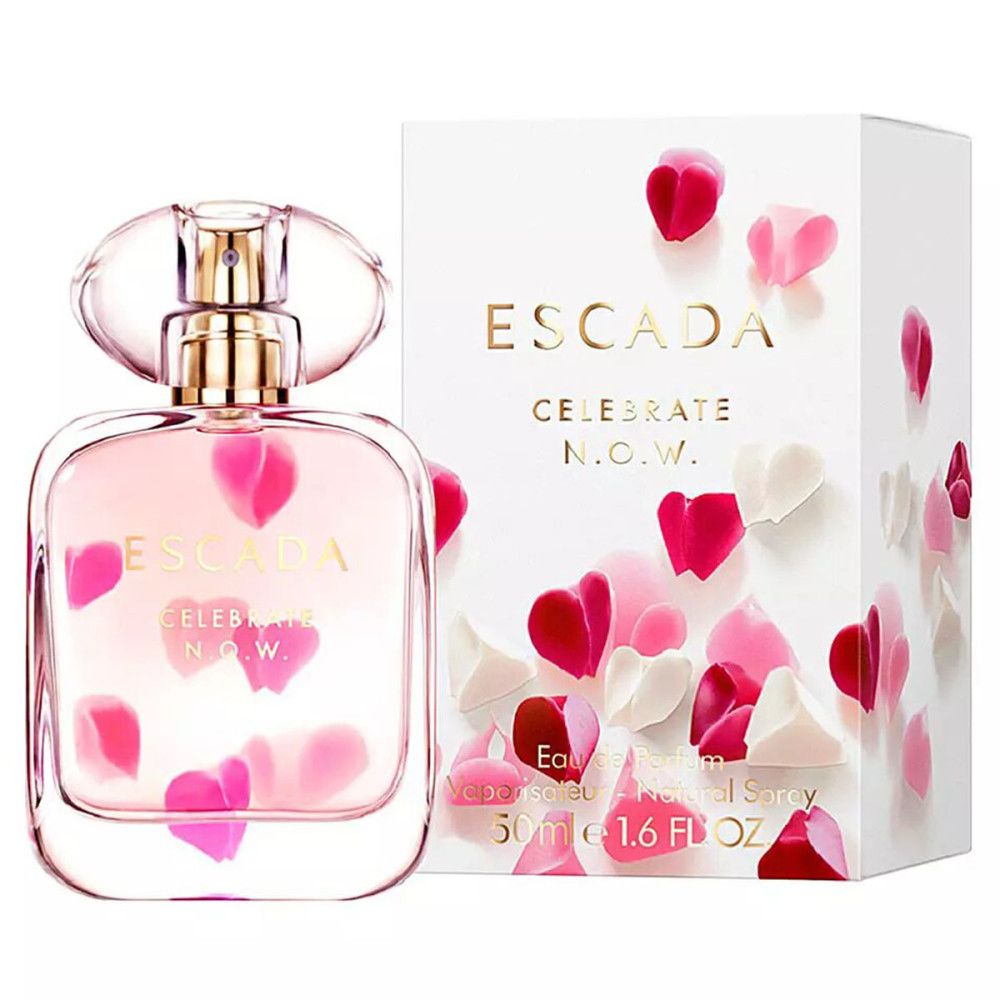Escada Celebrate N.O.W. Flakon und Schachtel. Blütenblätter. 50ml.