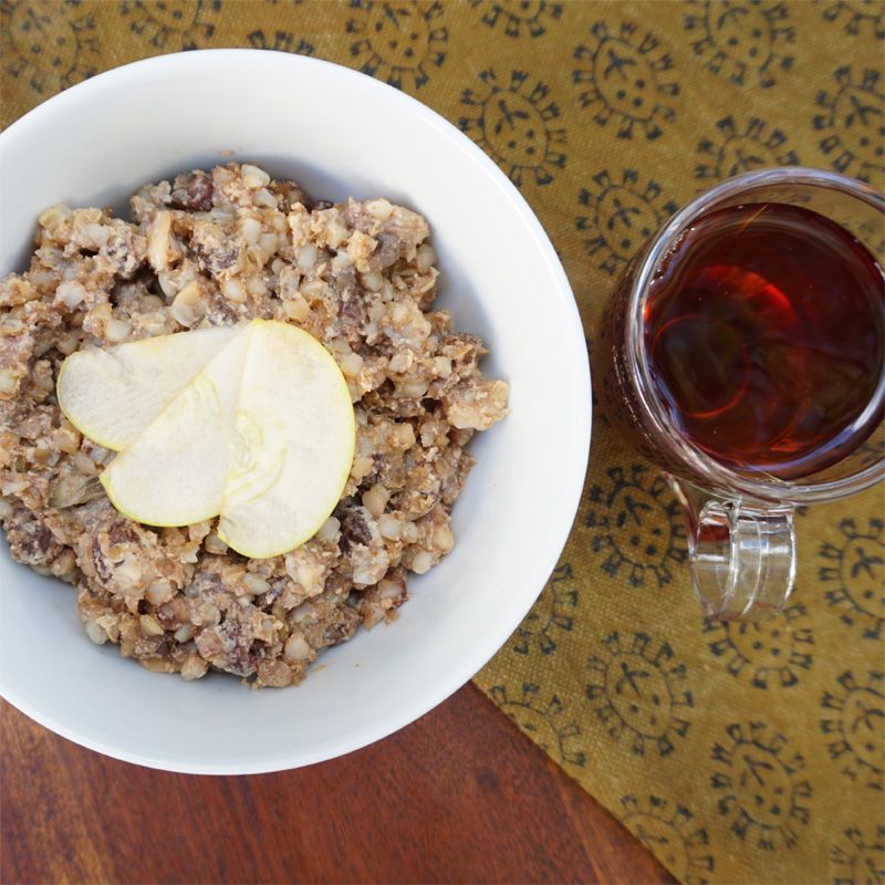 Kernbeißer Vollkorngerichte: Frühstück-Buchweizen mit Äpfeln