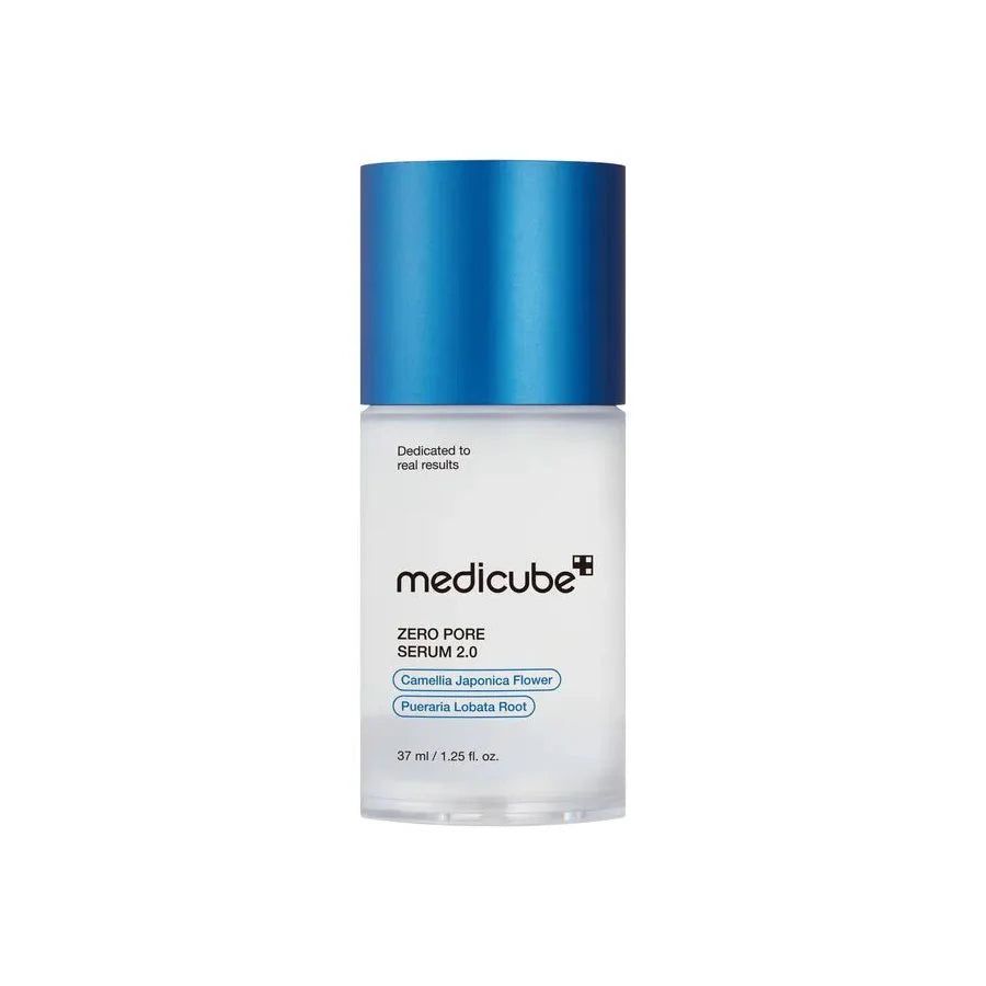 Medicube Zero Pore Serum 2.0 Flasche mit blauem Deckel. Enthält Camellia Japonica Flower und Pueraria Lobata Root. 37 ml.
