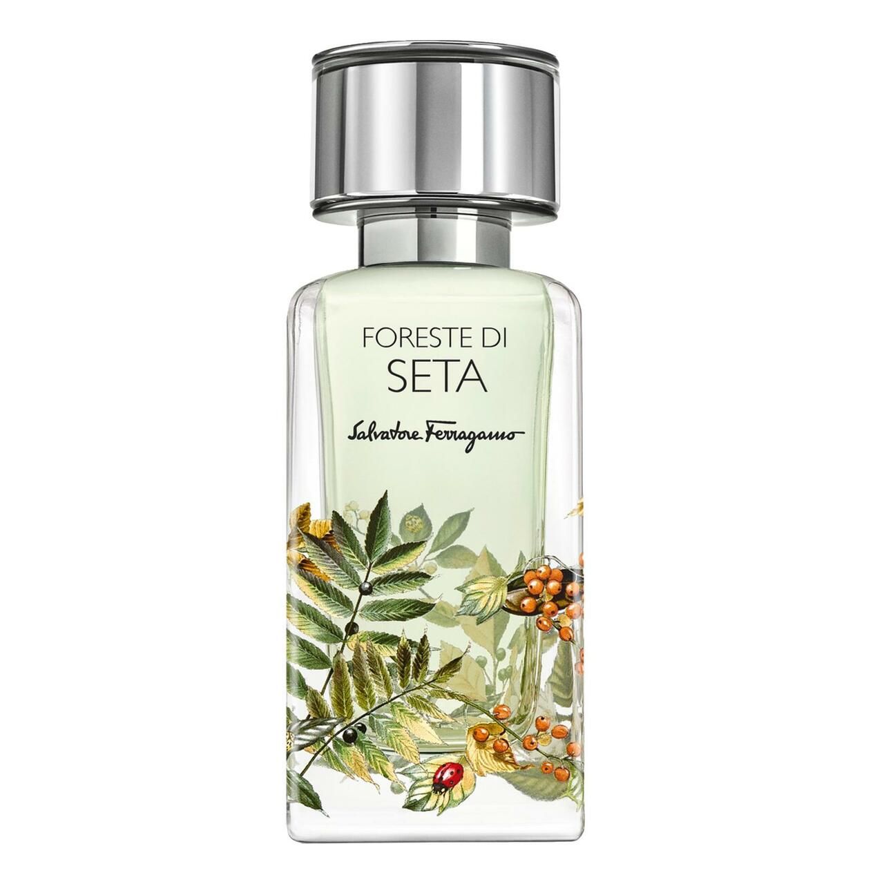 Salvatore Ferragamo Foreste di Seta EdP Nat. Spray. Flakon mit silbernem Deckel. Floral Design. Aufschrift: Foreste di Seta, Salvatore Ferragamo.