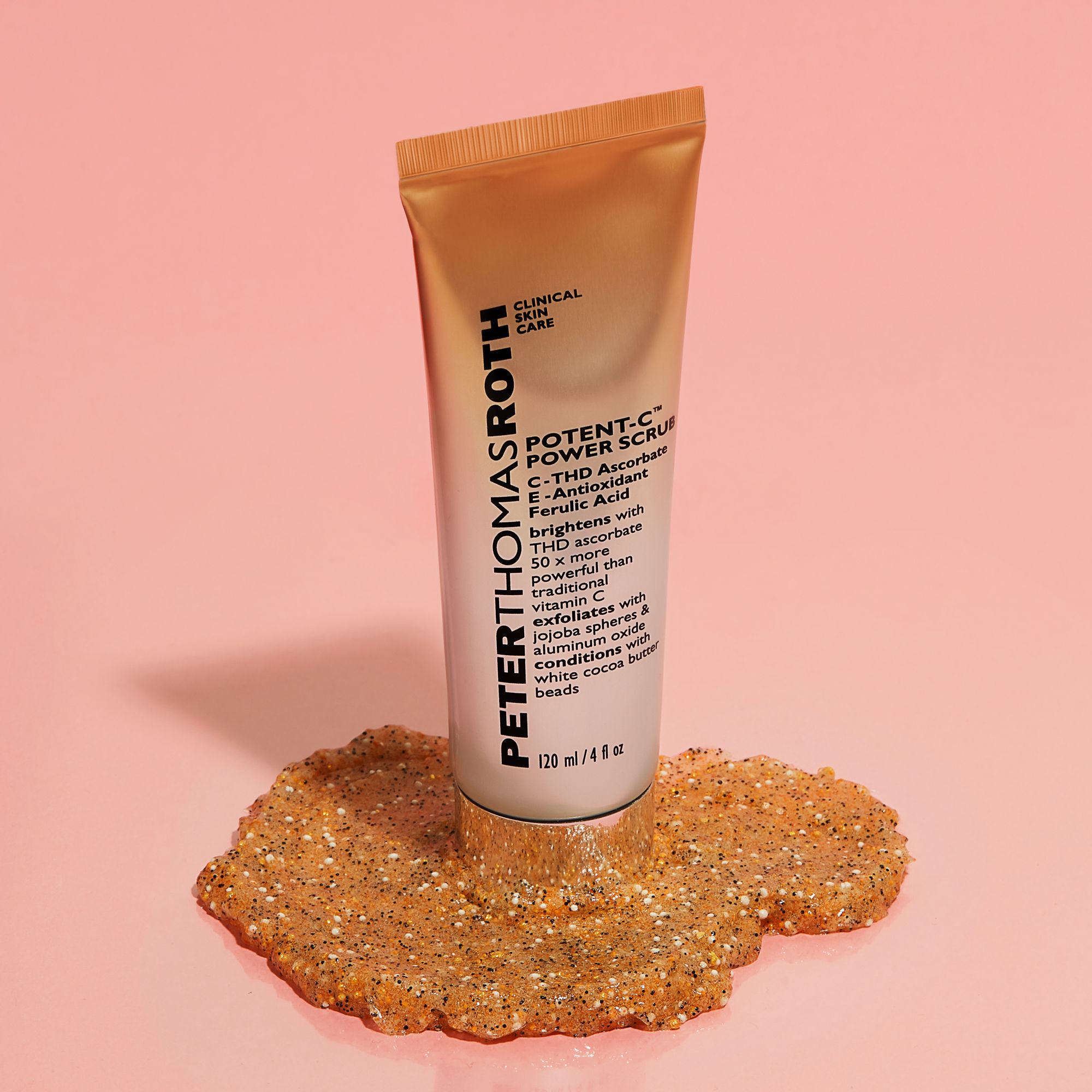 Tube mit Peeling-Textur. Beschriftung: Peter Thomas Roth, Potent-C Power Scrub. 120 ml/4 fl oz.