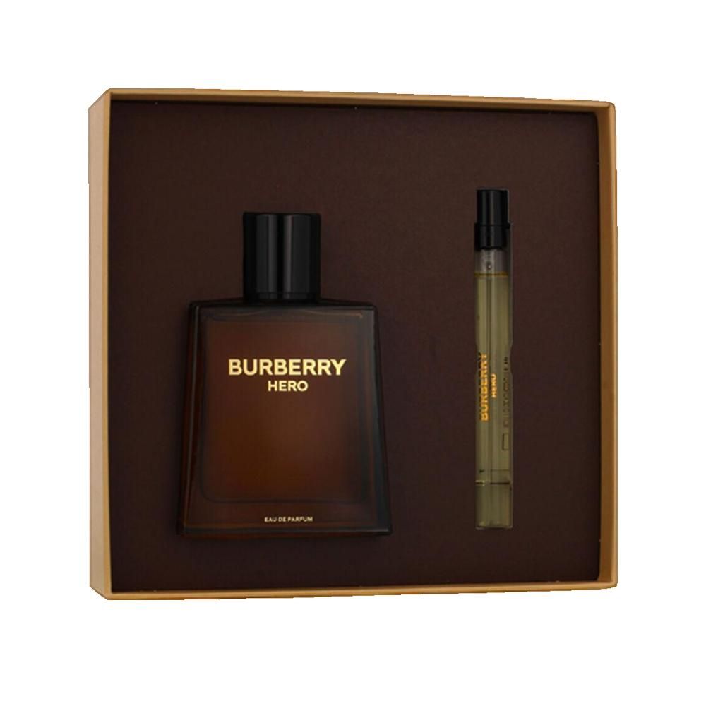Burberry Hero Parfum, braune Flasche und Probe in Geschenkbox. Aufschrift "HERO".