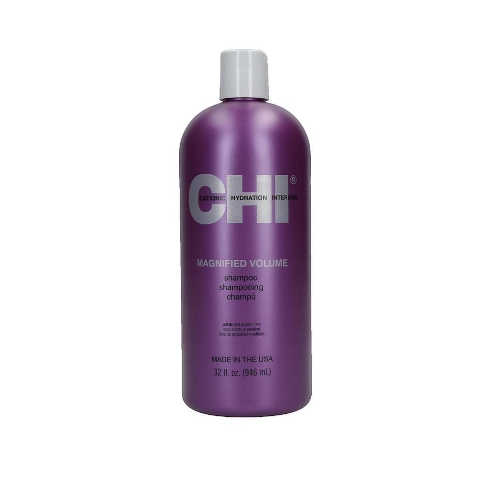 Violette Shampoooflasche mit weißem Deckel. Aufschrift: CHI Magnified Volume. 32 fl. oz. (946 ml).