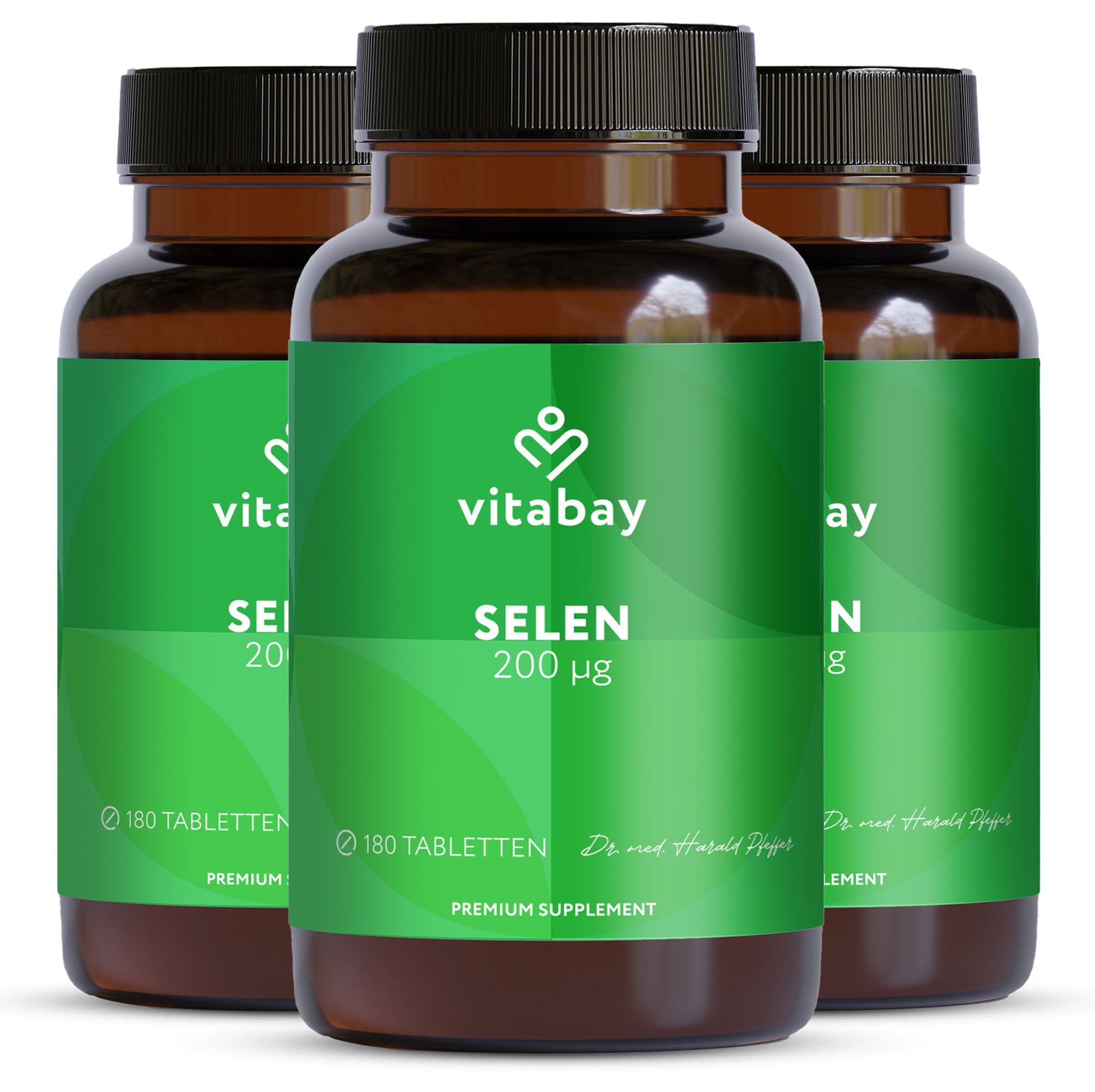 Drei Flaschen Vitabay Selen 200 µg. Grüne Etiketten mit weißer Schrift. 180 Tabletten pro Flasche. Premium Supplement.