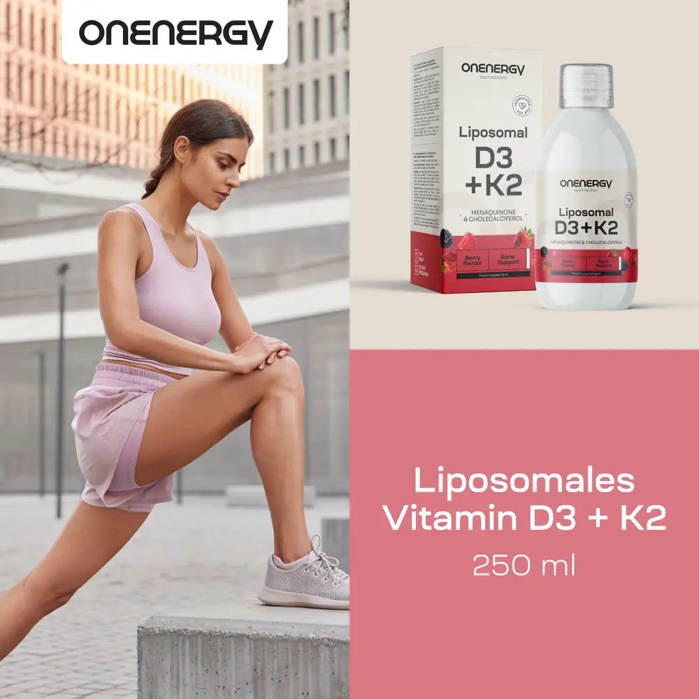OnEnergy D3+K2 liposomale, 250 ml. Mann in Startposition. Sport-Ernährung. Beeren.