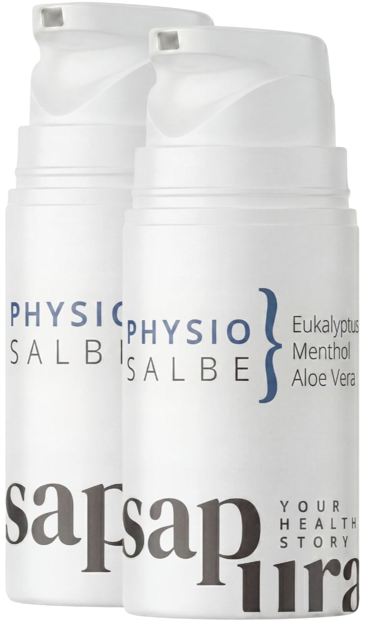 Zwei weiße Pumpspender mit "Physio Salbe" und "SAPURA" Aufschrift. Enthält Menthol & Aloe Vera.