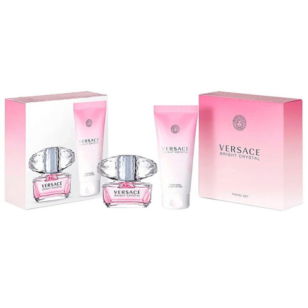 Zwei Flakons, zwei Tuben und zwei Schachteln. Aufschrift Versace Bright Crystal. Kristallförmiger Deckel. Travel Set.