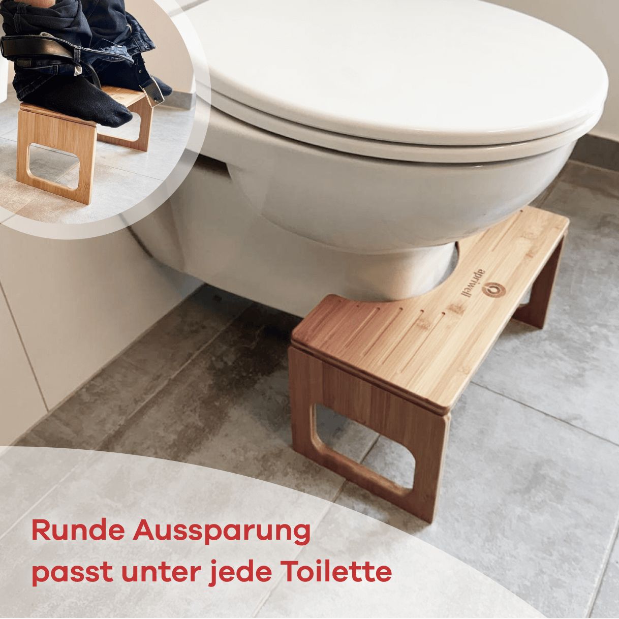 Bambus-Toilettenhocker, unter Toilette platziert. Runde Aussparung. Person sitzt auf Toilette mit Füßen auf Hocker.