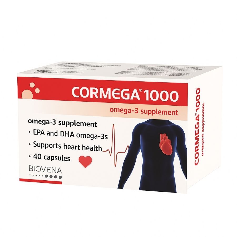 Karton mit "CORMEGA 1000" Omega-3-Nahrungsergänzungsmittel. Enthält 40 Kapseln. Abbildung eines Herzens und eines Mannes.