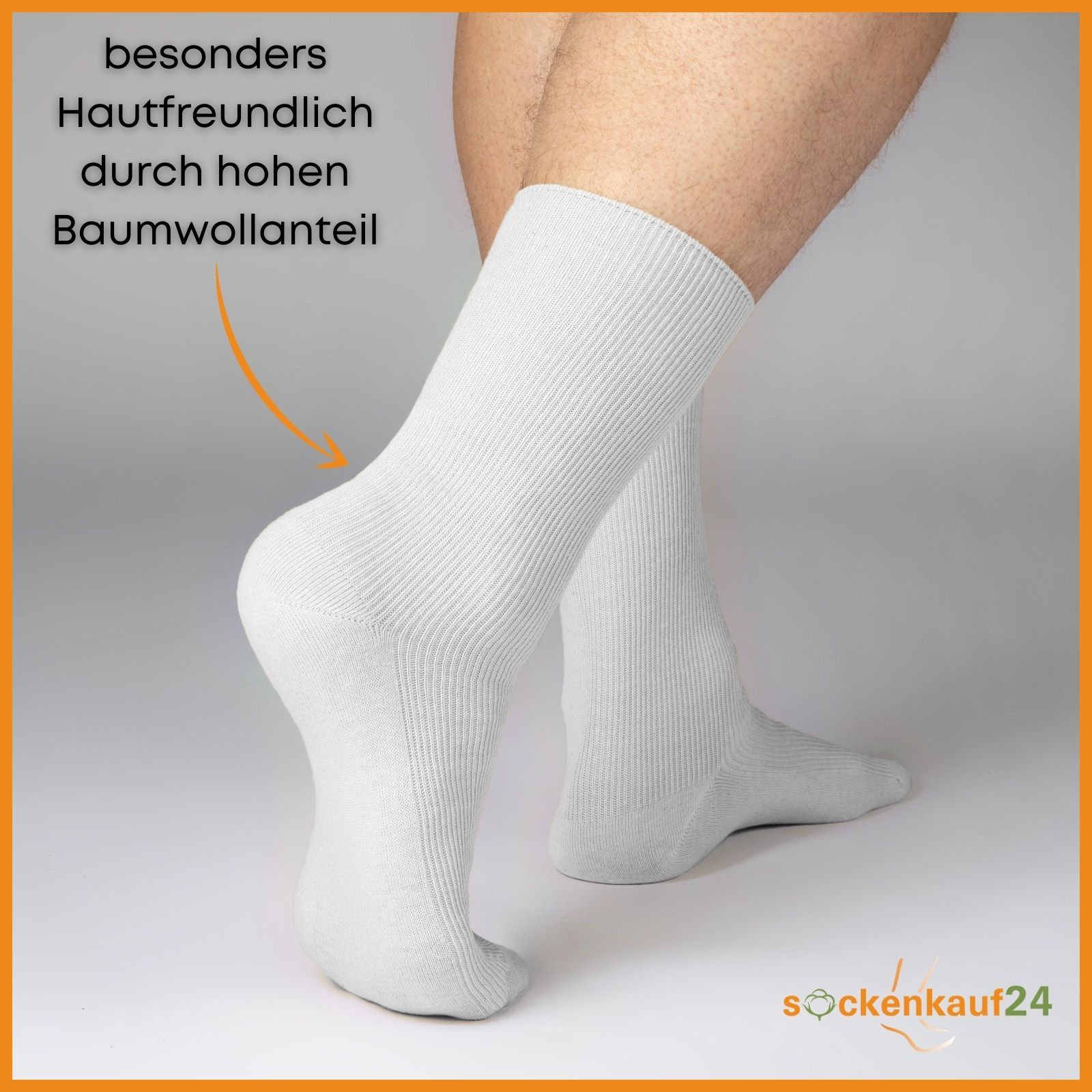 Weißer Strumpf am Bein. Besonders hautfreundlich durch hohen Baumwollanteil. Text: sockenkauf24.