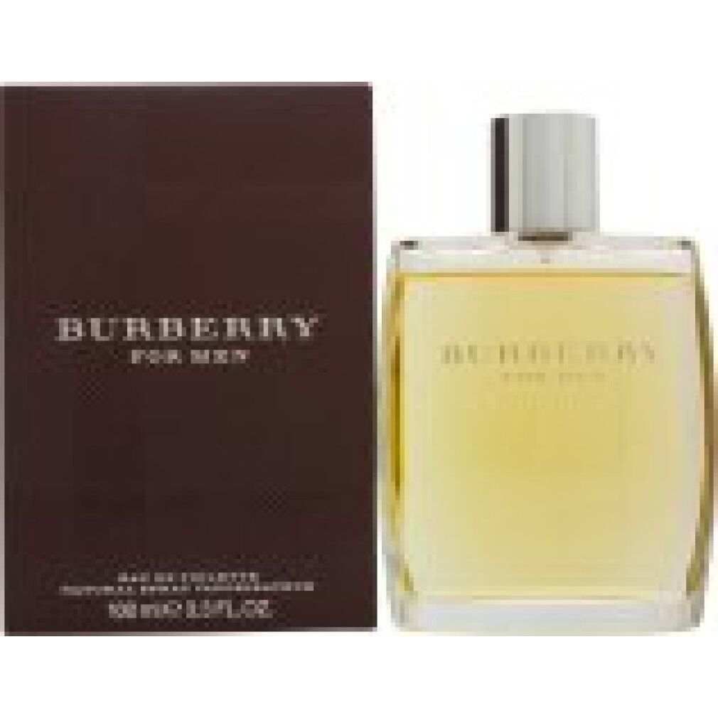 Burberry For Men Eau de Toilette. Braune Verpackung mit Logo. Flakon mit silbernem Verschluss. Text: Burberry, For Men, Eau de Toilette.