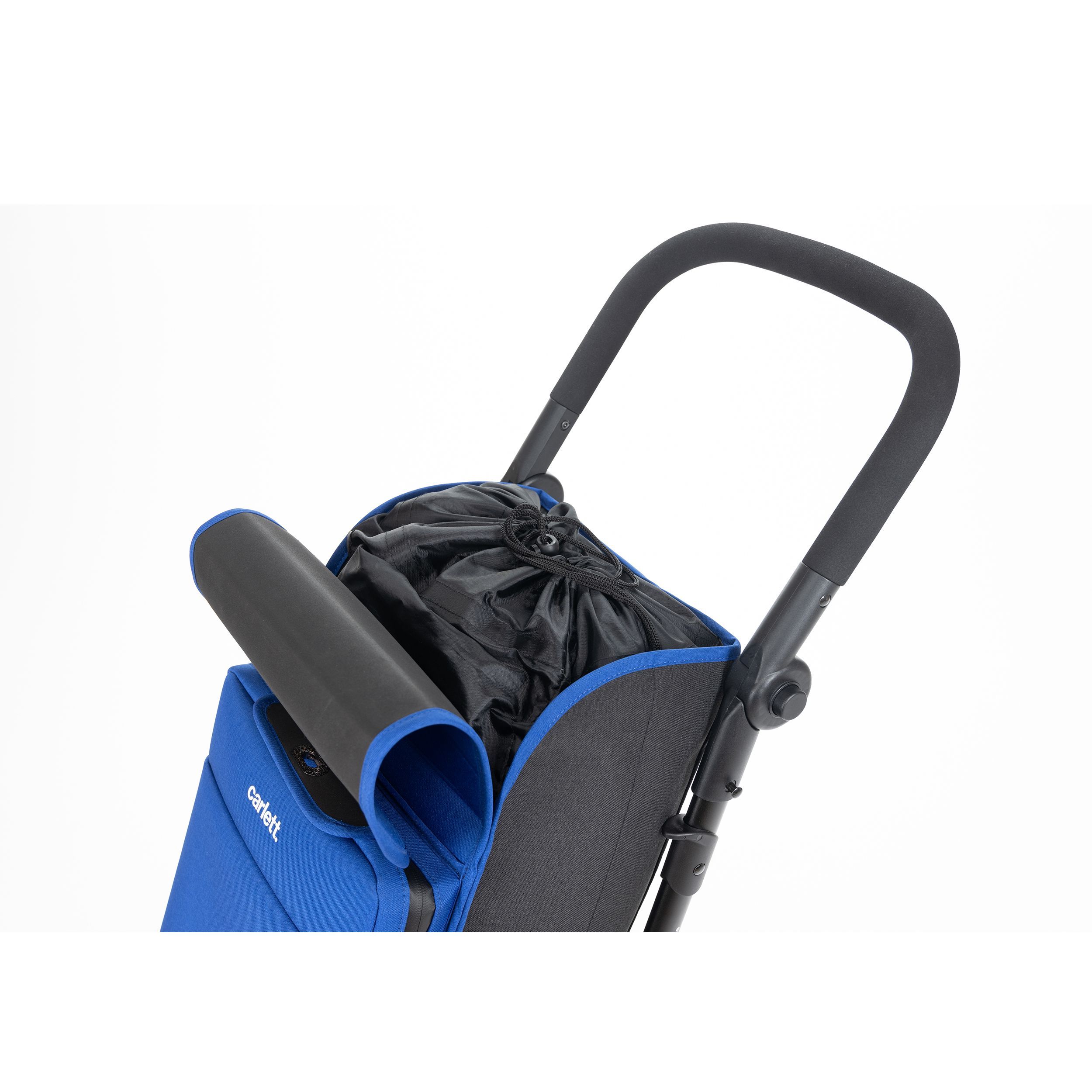 Blauer Carlett Einkaufstrolley mit schwarzem Griff und Tasche. Detailansicht.
