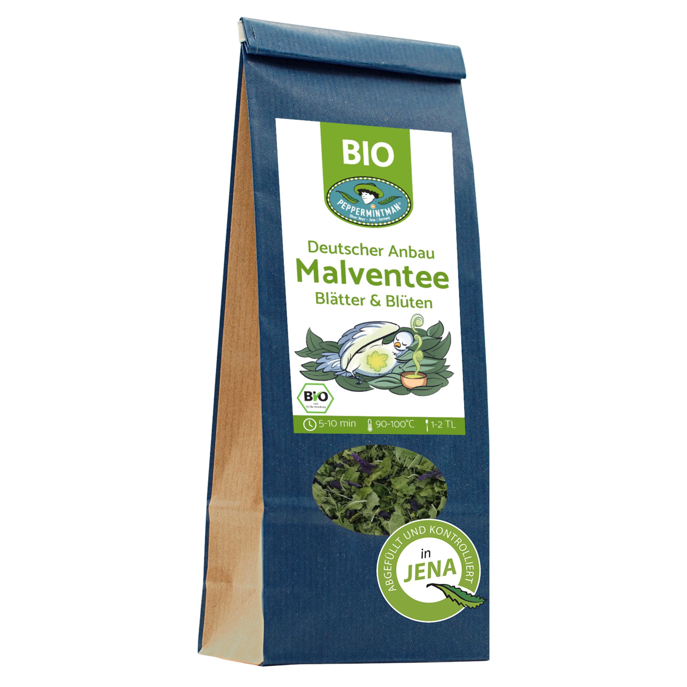 Verpackung von PEPPERMINTMAN Malventee. Blaue Papiertüte mit Sichtfenster und Bio-Siegel. Text: Deutscher Anbau Malventee Blätter & Blüten.